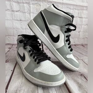 Jordan 1 Sneakers